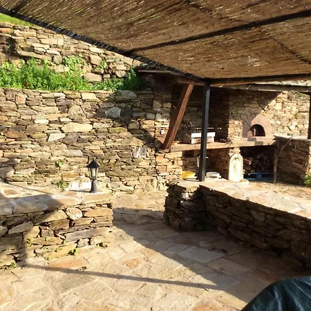 Дом отдыха House With 2 Bedrooms In 20 Km From The Beach