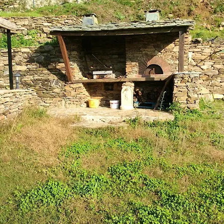House With 2 Bedrooms In 20 Km From The Beach