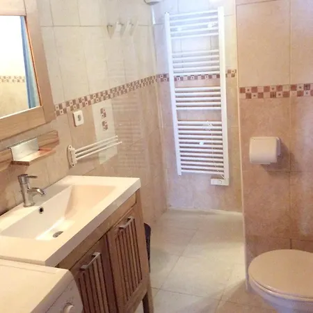 Ferienhaus House With 2 Bedrooms In 20 Km From The Beach